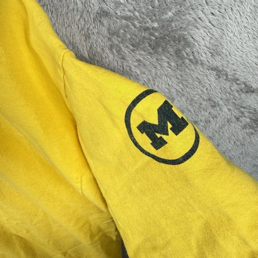 Nike Team Michigan Wolverines BIG HOUSE T-Shirt Mens XL Yellow NCAA Football VTG